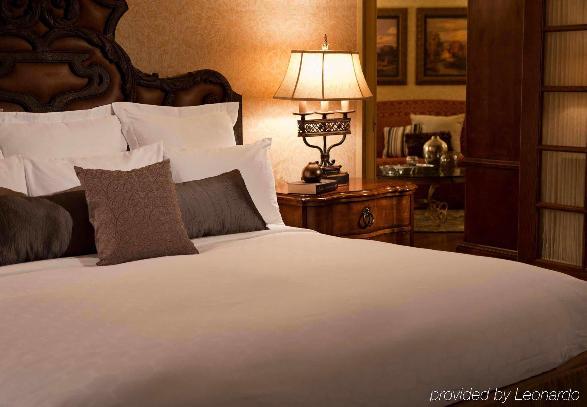 Renaissance Tulsa Hotel & Convention Center Pokoj fotografie